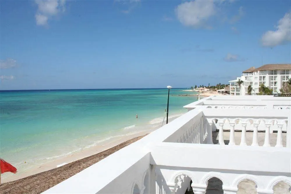 Plaza Marina Condos Playa del Carmen